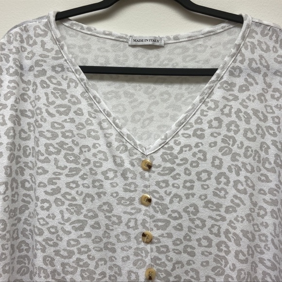 Made in Italy | Animal Print Blouse Dolman Sleeve Tie Waist White/Gray X… - Picture 5 of 14